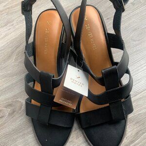 Denver Hayes Black Sandals